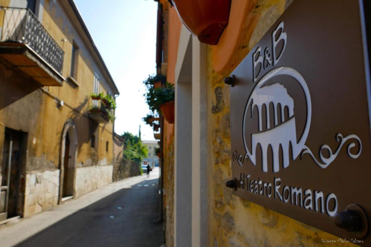 B&B Al Teatro Romano เบเนเวนโต ภายนอก รูปภาพ